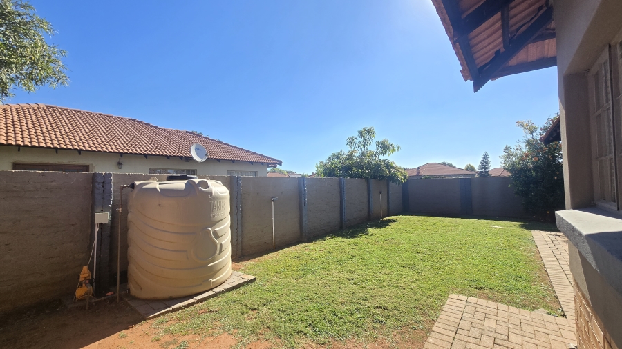 3 Bedroom Property for Sale in Waterkloof East North West